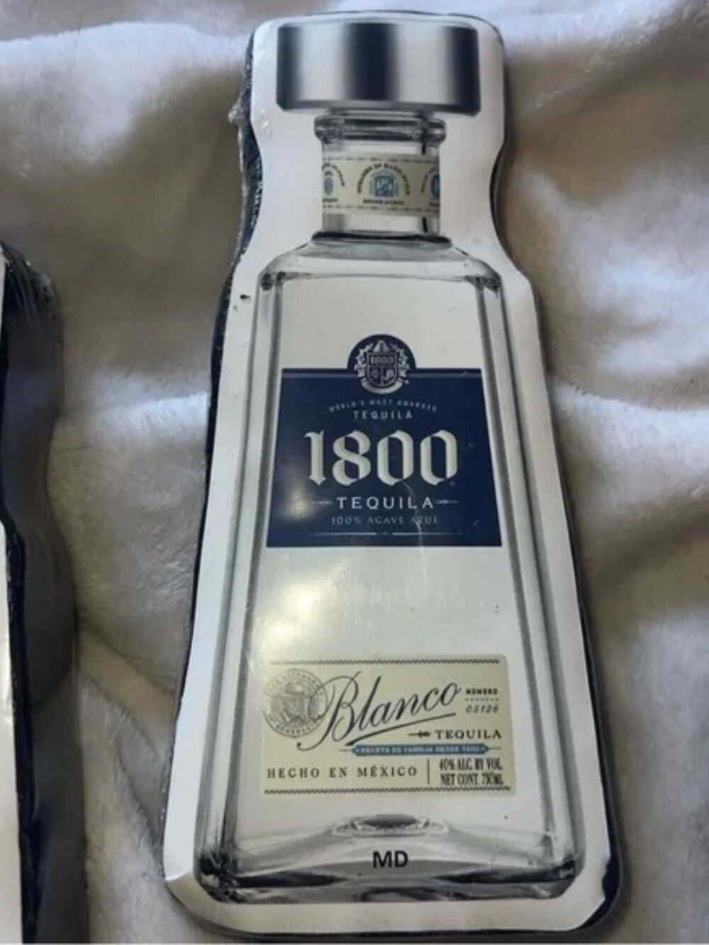 HUGE 1800 TEQUILA BUNDLE - New Shirts, Bandanas, Sunglasses, Pens - Picture 5 of 5